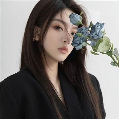 小雁与吴爱丽